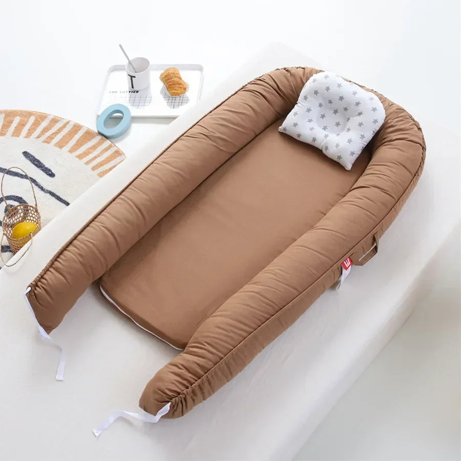 Cot Baby Bed Portable Bassinet Travel Bed Bassinet Bumper with Pillow Portable Crib Gifts Cotton Baby Nest Bassinet Baby Cribs