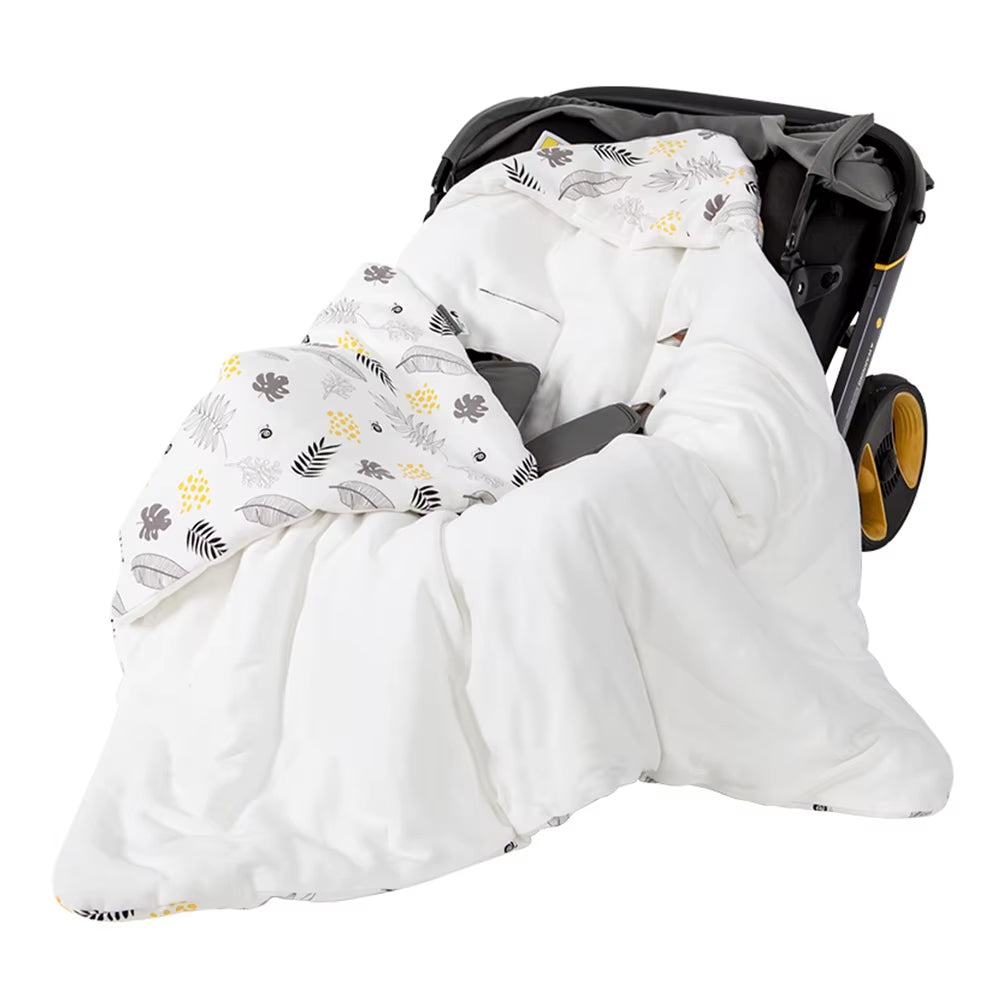 Baby Wrap Blanket for the Newborn with Windproof Hooded in a Infant Car Seat Winter Warm Envelope for Discharge 0-12 Months