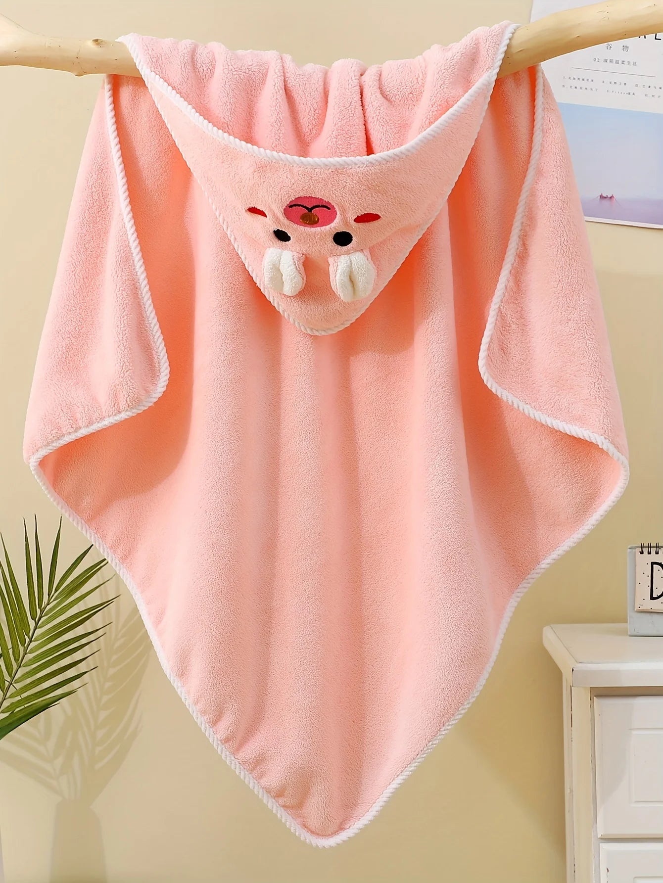 1PC Baby Bathrobe, Made of Polyester Fiber, Soft, Breathable, and Highly Absorbent, Can Be Used as a Duvet or Stroller Blanket