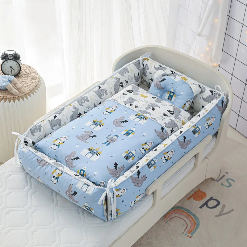 Portable Baby Sleeping Nest with Quilt Infant Cradle Newborn Bassinet with Removable Cover Toddler Nest Baby Nursery Crib