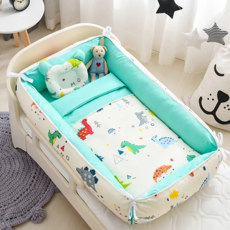 Portable Baby Sleeping Nest with Quilt Infant Cradle Newborn Bassinet with Removable Cover Toddler Nest Baby Nursery Crib
